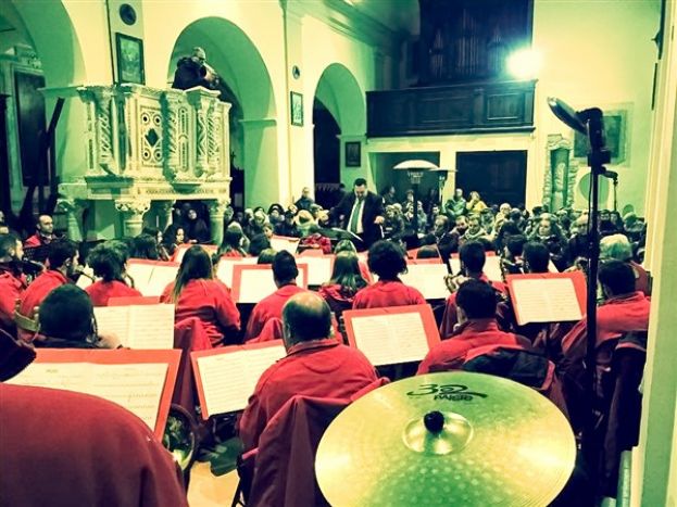 ROCCA DI BOTTE COME VIENNA ,UN SUCCESSO IL CONCERTO DI NATALE ALLA CHIESA DI SAN PIETRO APOSTOLO(FOTO)