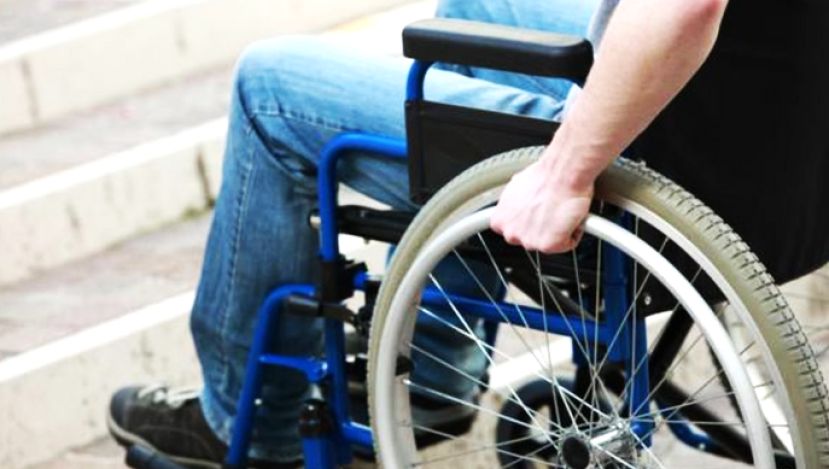 Carrozzina per disabili