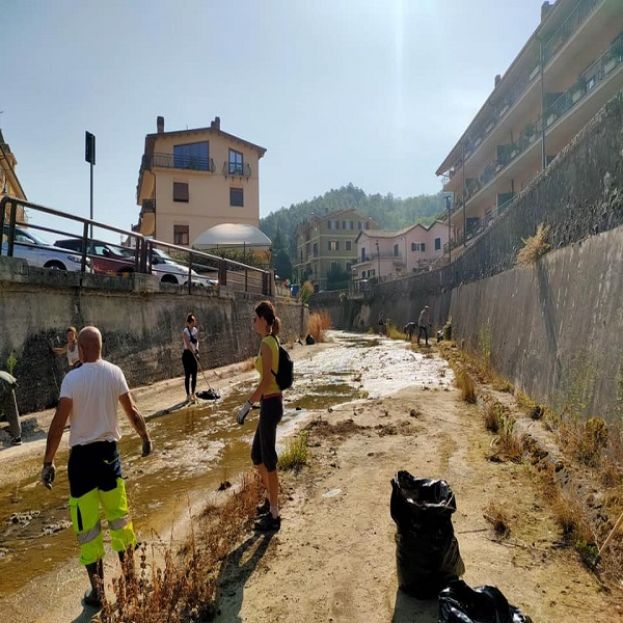 Pulizia Fiume Turano