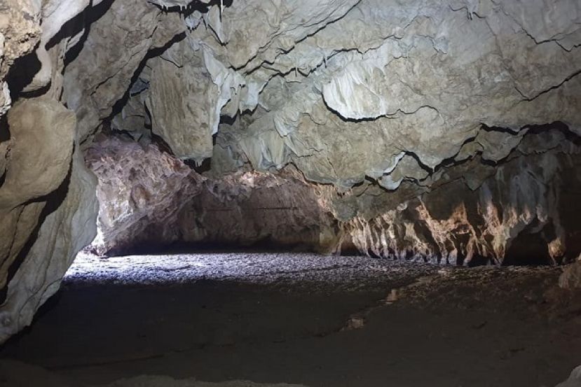 Grotta delle Acque Scure