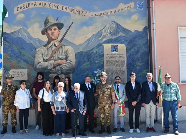 Membri della famiglia Campomizzi e del comune di Castel di Ieri