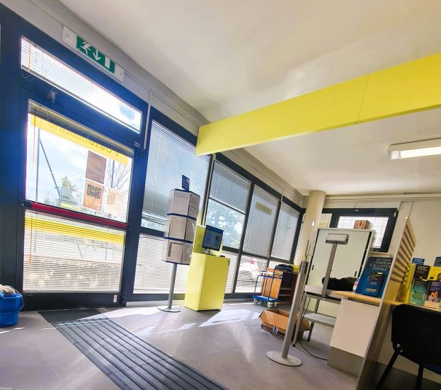 Labro, Ufficio Postale