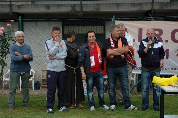 L&amp;#039;ASSOCIAZIONE ITALIANA ROMA CLUB ALLA PARTITA DEI VALORI E DEI RICORDI AL CENTRO SPORTIVO &amp;quot;LE SALERE &amp;quot; DI ORICOLA