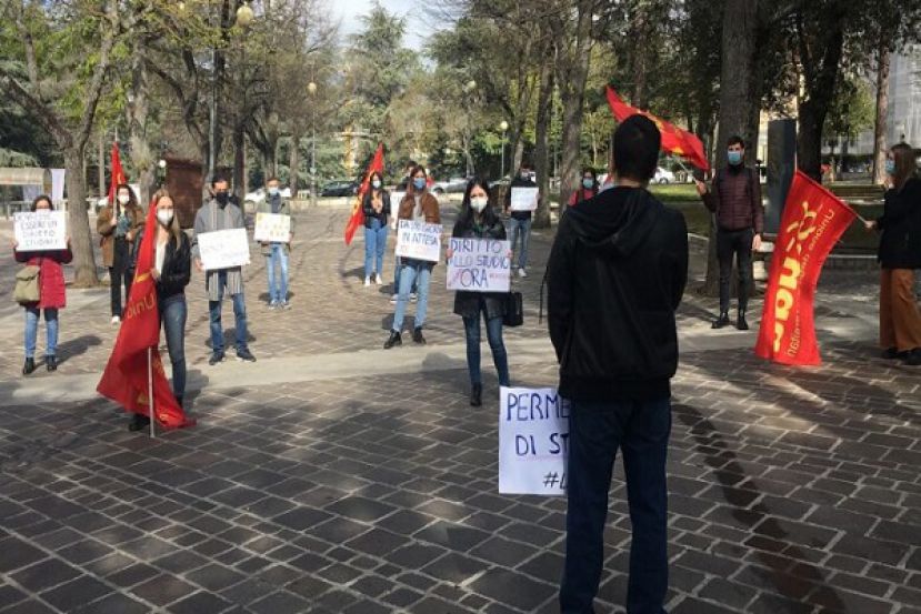 Sit In protesta studenti