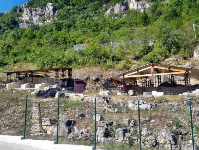 Sito Archeologico Luco Dei Marsi