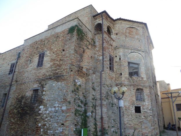 CASTELLO CASTIGLIONE