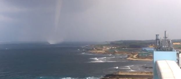 ROMA E IL LAZIO SOTTO I NUBIFRAGGI.TROMBA D&amp;#039;ARIA A CIVITAVECCHIA