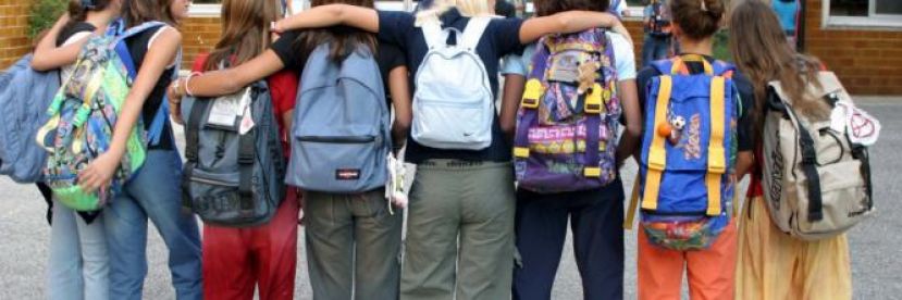 CARSOLI,SCUOLABUS IN PANNE SULLA LINEA 2.QUINDICI BAMBINI DI TUFO RESTANO A PIEDI