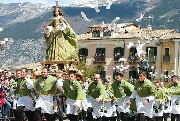 Sulmona, Madonna che scappa