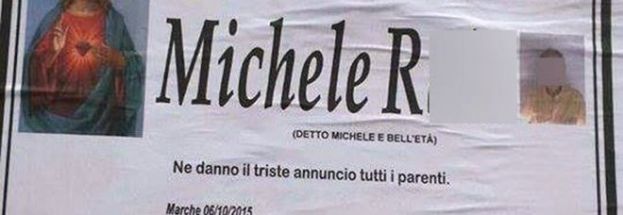 SI FINGE MORTO PER SCOPRIRE LA REAZIONE DI AMICI E PARENTI,MA NEL MANIFESTO C&amp;#039;E&amp;#039; UN INDIZIO