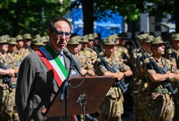 Cerimonia di consegna del cappello alpino