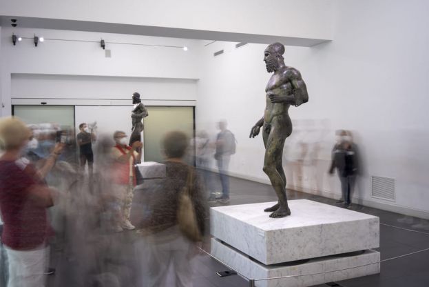 Bronzi_Riace_museo_Reggio_FedericoNeri7571
