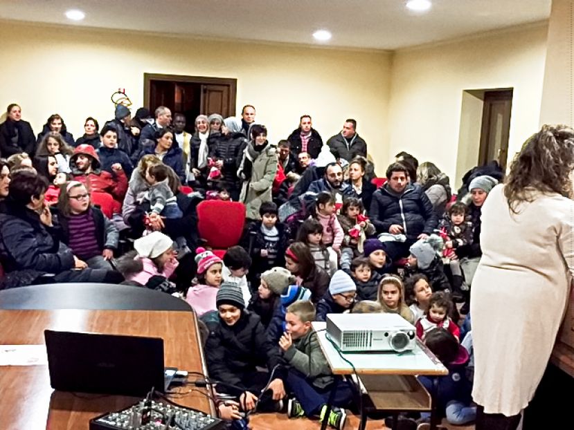 ROCCA DI BOTTE,LA &amp;quot;BEFANA&amp;quot; PORTA DONI A OTTANTA BAMBINI