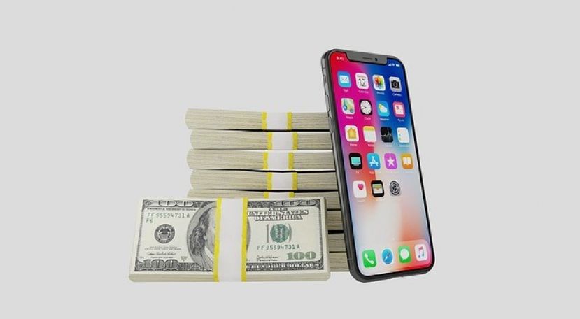 Smartphone and money