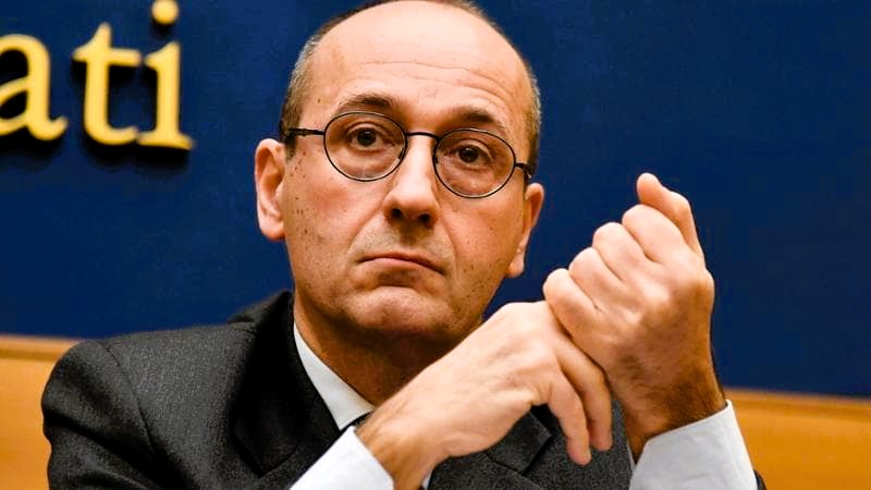 214444270 825104f7 5d09 48da 9012 93d70fa8ac88