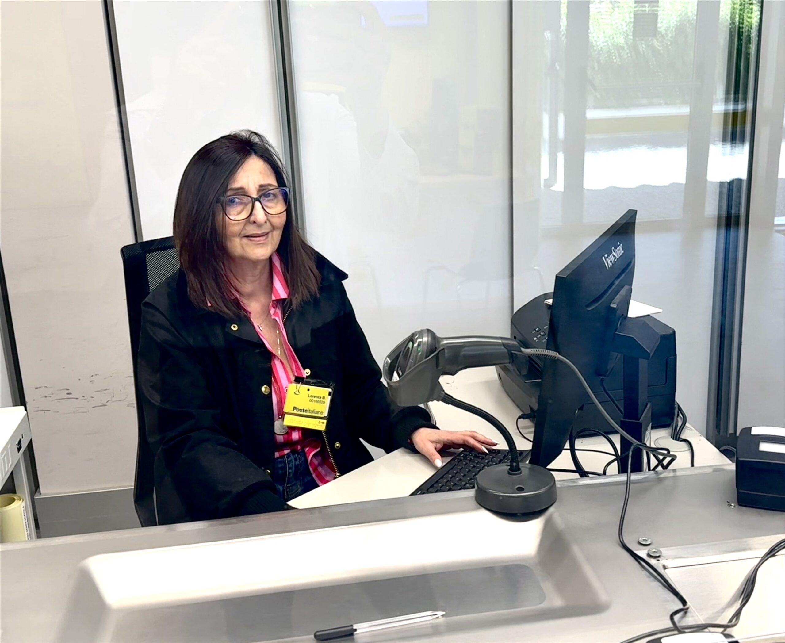 Lorenza Bellilli al lavoro 2615 x 2142 scaled