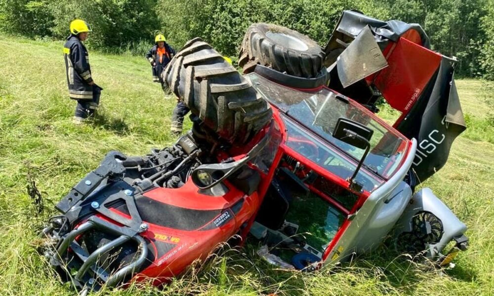 Trattore ribaltato nel campo San Lorenzo di Sebato 15 giugno 2