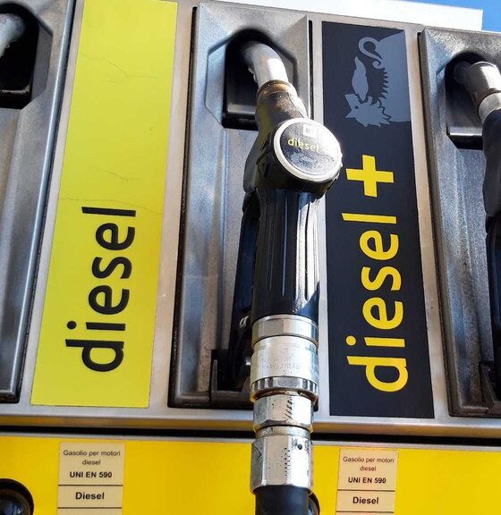 pompa carburante benzina e diesel 1024x576 1