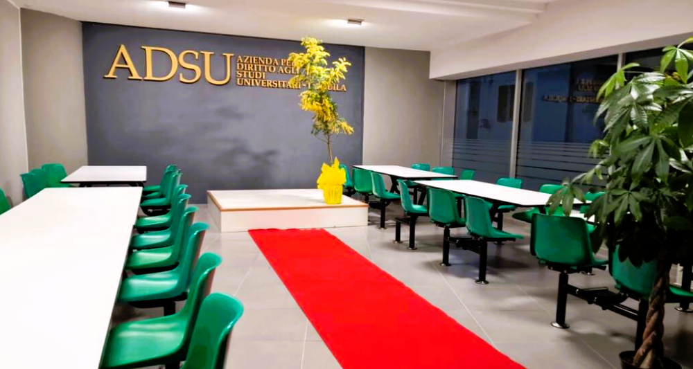 ADSU L’AQUILA: NELLE MENSE ARRIVA IL MENÙ INTERNAZIONALE, PER GLI STUDENTI UN VIAGGIO TRA SAPORI E CULTURE DEL MONDO 58 ADSU L’AQUILA: NELLE MENSE ARRIVA IL MENÙ INTERNAZIONALE, PER GLI STUDENTI UN VIAGGIO TRA SAPORI E CULTURE DEL MONDO