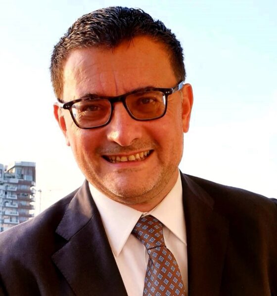 Milano e la sfida politica: il duro attacco di Roberto Jonghi Lavarini contro la candidatura di Carlo Cottarelli