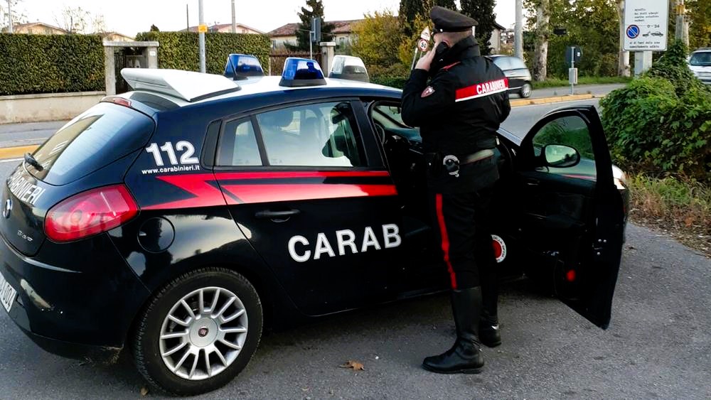 pattuglia carabinieri