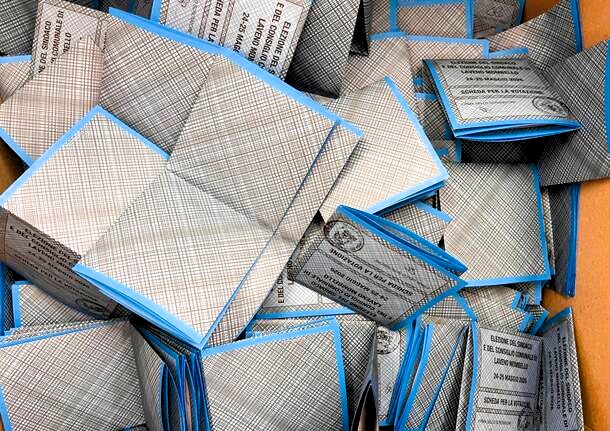 schede elettorali elezioni spoglio comunali