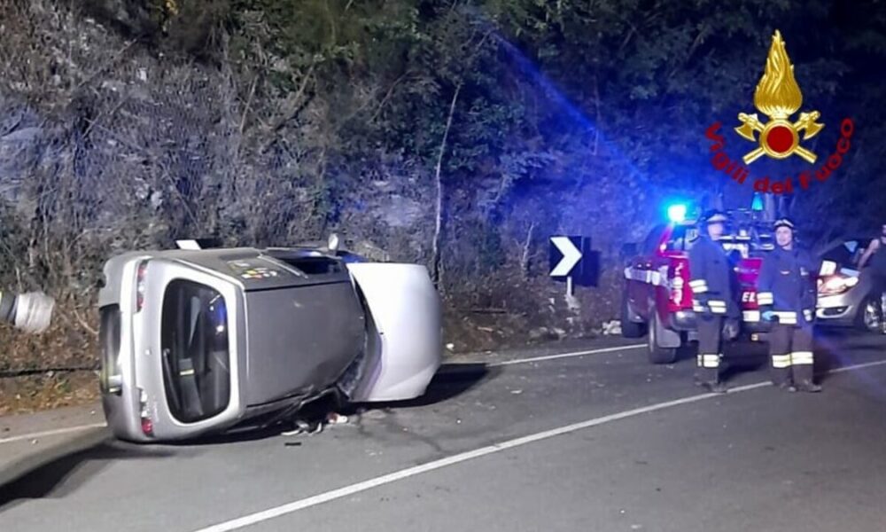 Suv ribaltato
