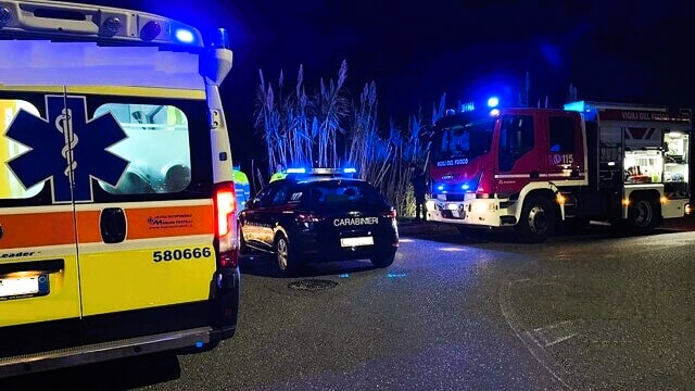 Carabinieri pompieri vigili fuoco ambulanza