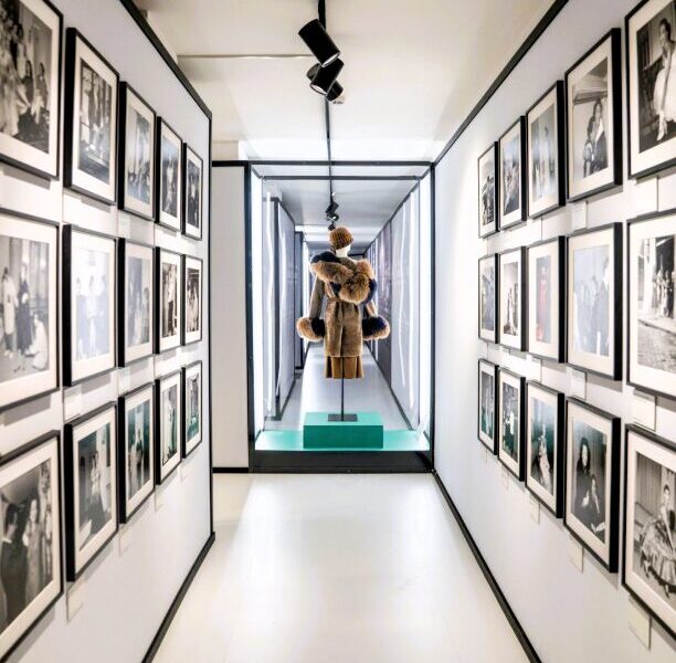 Moda in Luce 1955-1975. Roma fra glamour e innovazione industriale - Musei Capitolini, Centrale Montemartini.