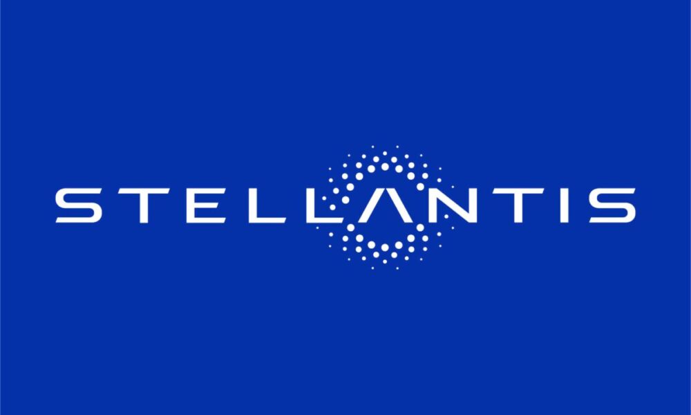 Stellantis logo blue background scaled 1