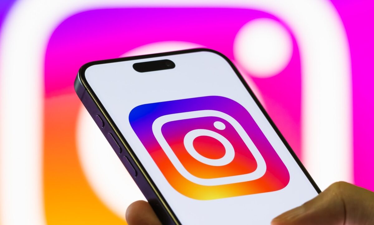 instagram has 3 billion users or does it m1aw