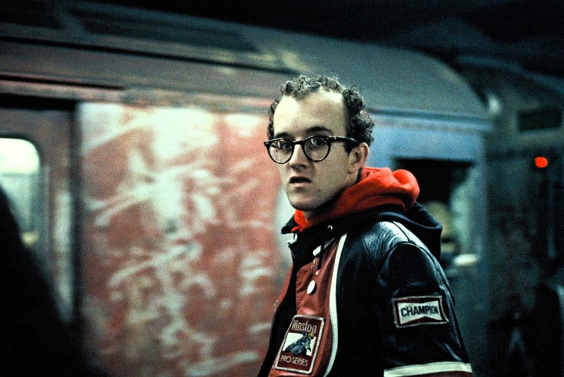 Makoto Murata, 1983. Photo by © Makoto Murata, Keith Haring artwork © Keith Haring Foundation