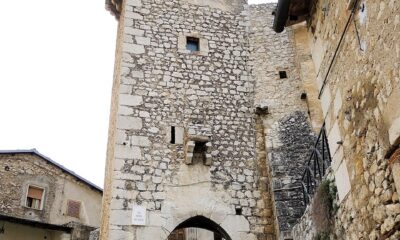 Fontecchio_-_Torre_dell'orologio