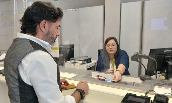FOTO_Lufficio postale di Passo Corese, il primo nel Reatino ad attivare il servizio di richiesta del passaporto