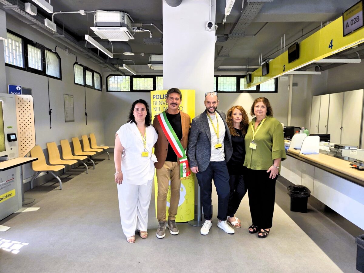 FOTO_Presentazione dell'ufficio postale di Monteporzio Catone, rinnovato grazie al progetto Polis