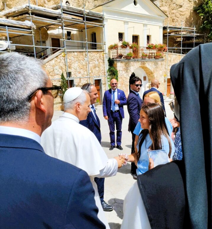 Papa Leone XIV in visita privata al Santuario della Santissima Trinità a Valle Pietra