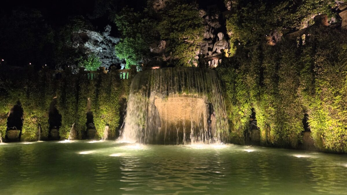 Villa D'Este_crediti Istituto Villa Adriana e villa d Este_3 (2000 x 1126)