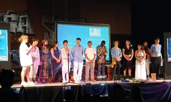 La battaglia dell'Aternum, scritto da Andrea Verrocchio quando aveva appena 15 anni, è diventato uno spettacolo teatrale prodotto da Stefano Francioni.