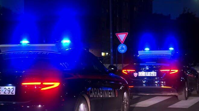 Carabinieri in inseguimento notturno