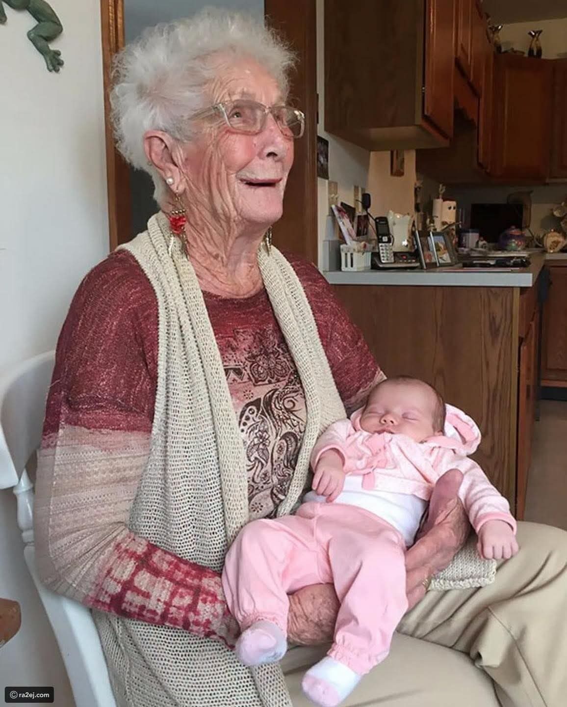 Nonna con nipotina