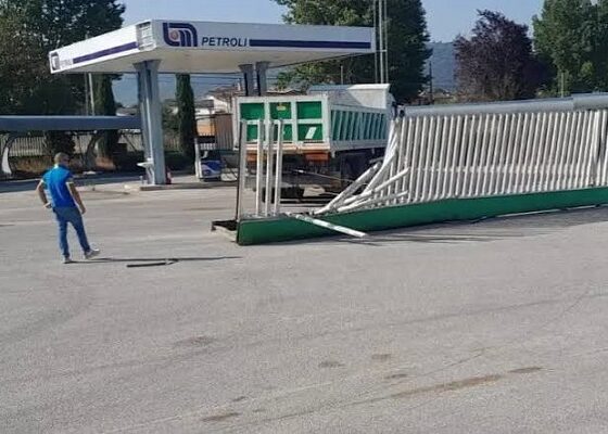 Oricola - nella notte furto nella sede dell'azienda Lilli Petroli, trafugate opere d'arte di alto valore