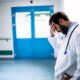 Medico stanco