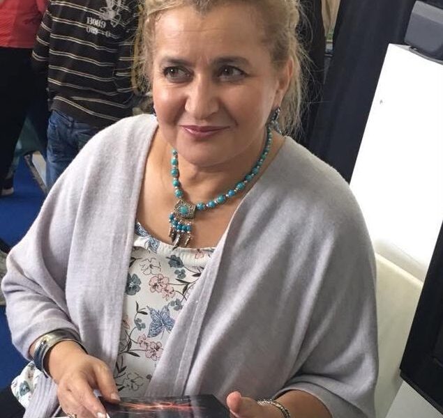 NINA LYS AFFANE