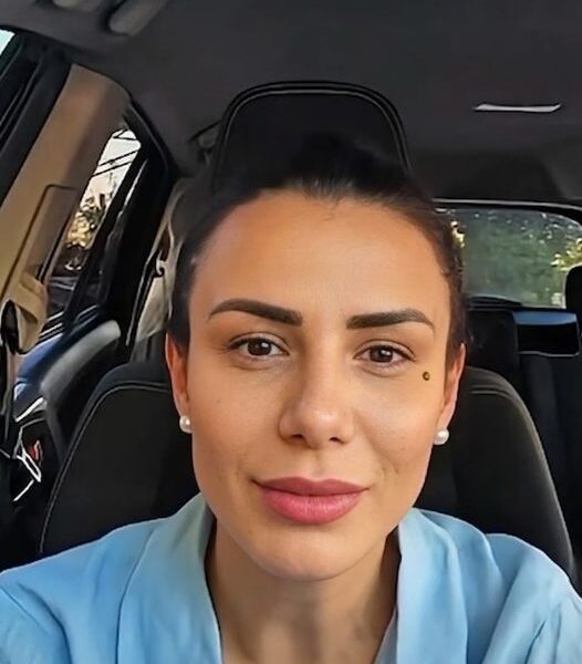 Il flop degli eco-attivisti in Albania: sbarcano per "salvare" l'Isola di Sazan, ma scappano quando il Governo gli mostra la verità 166 Jola Hysaj