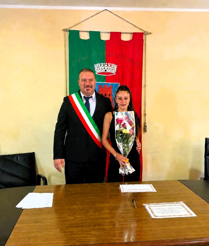 Elvino Marzolini, Simona Manea