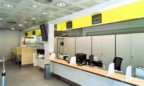 La rinnovata sede dellufficio postale Polis di Carsoli (AQ)