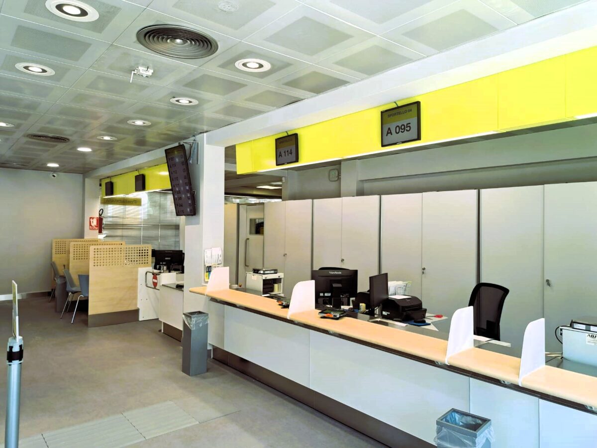 La rinnovata sede dell'ufficio postale di Carsoli