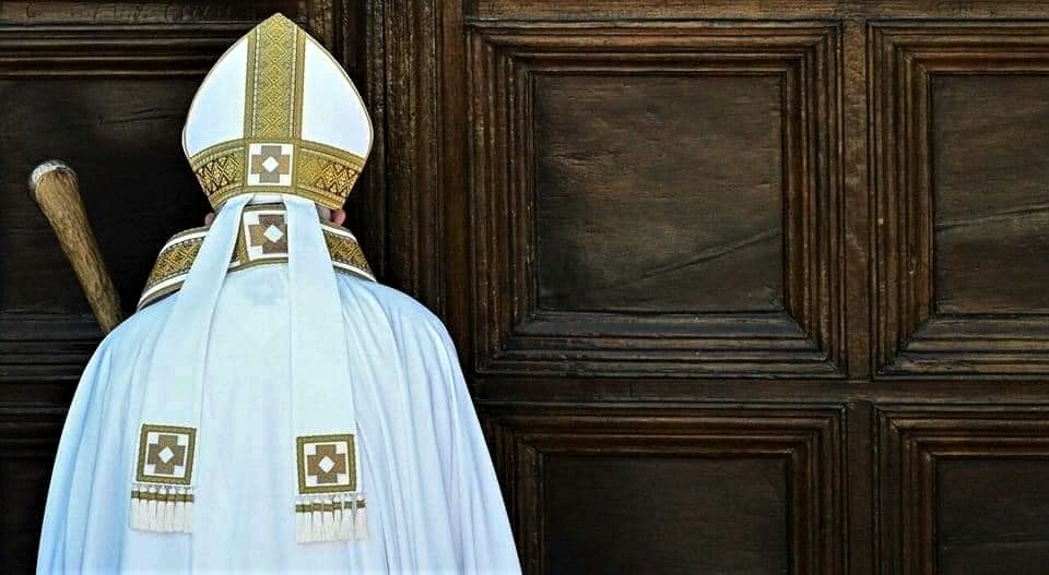 Il Perdono apre al futuro 151 Papa Francesco, Porta Santa Perdonanza 2022