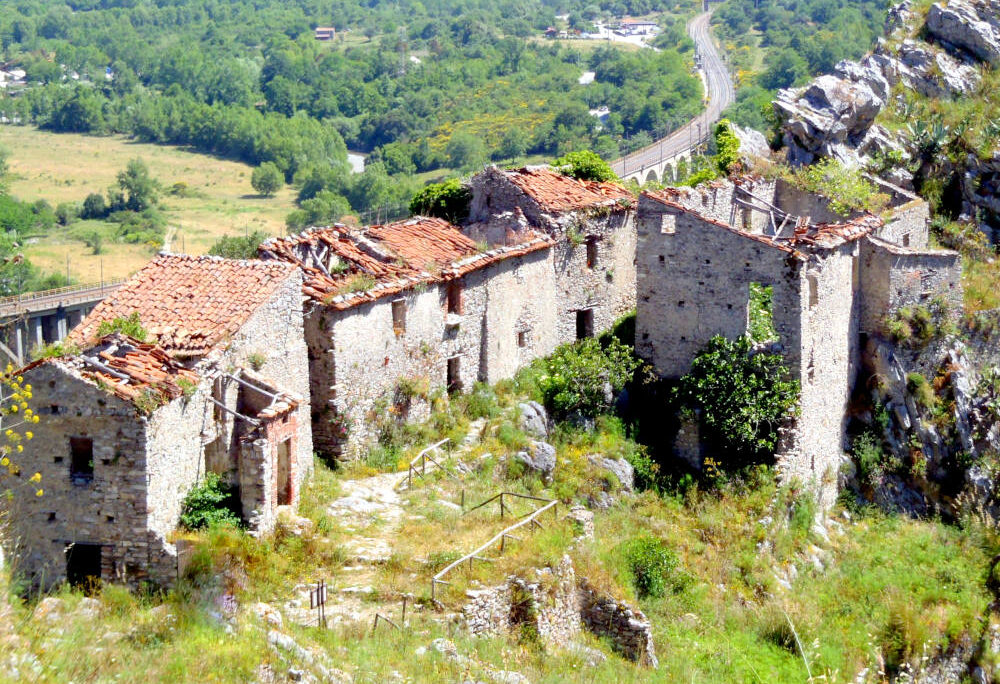borghi fantasma