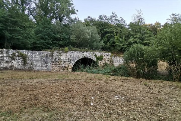 Ponte romano Scotonico, Roviano